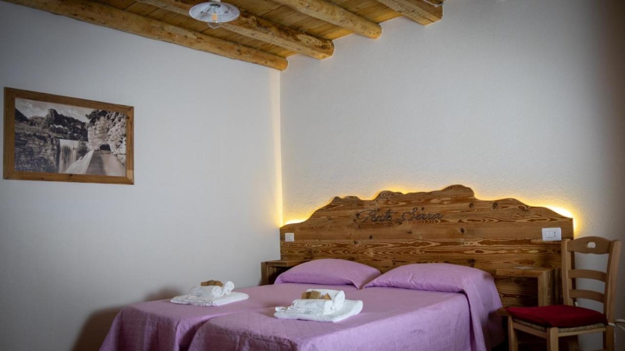 Locanda Ponte Serra Hotell Lamon Eksteriør bilde
