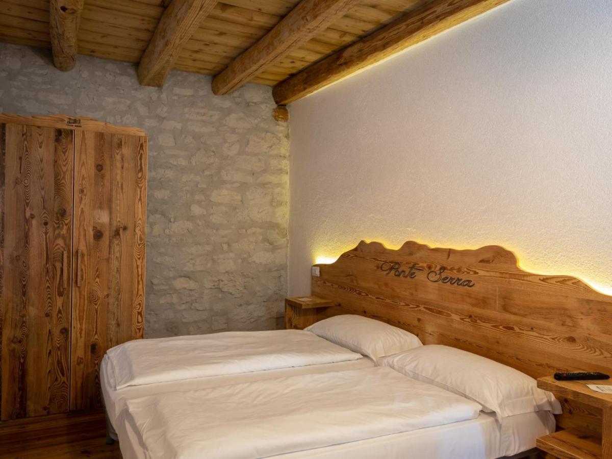 Locanda Ponte Serra Hotell Lamon Eksteriør bilde
